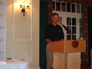 DSC01364 Tom Doak at Medinah DS