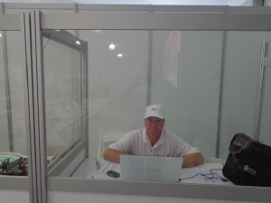 DSC05298 Rory in booth DS