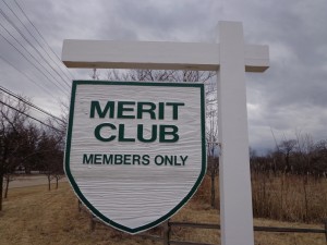 DSC06290 Merit Club sign 2 DS